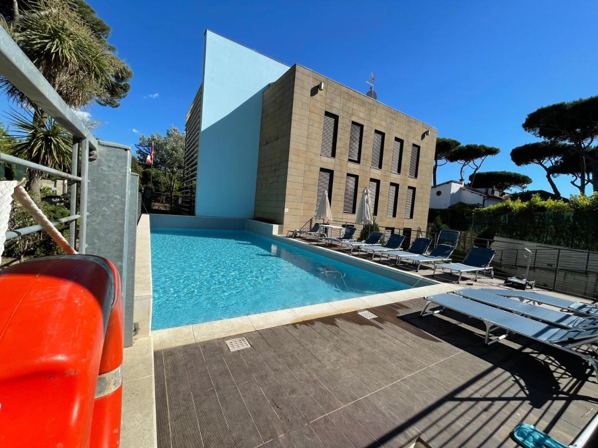 Pisa Beach Park Aparthotel Tirrenia Εξωτερικό φωτογραφία