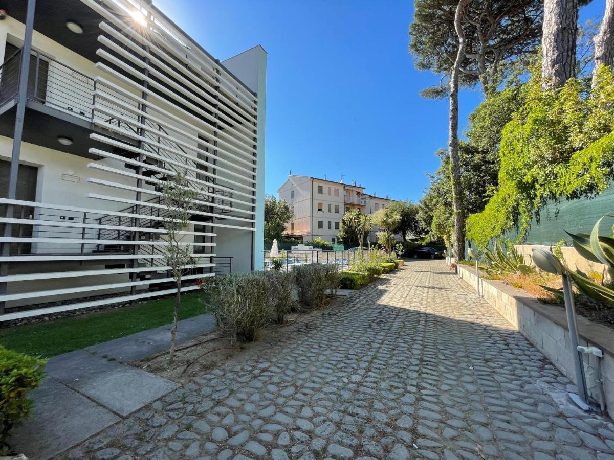 Pisa Beach Park Aparthotel Tirrenia Εξωτερικό φωτογραφία